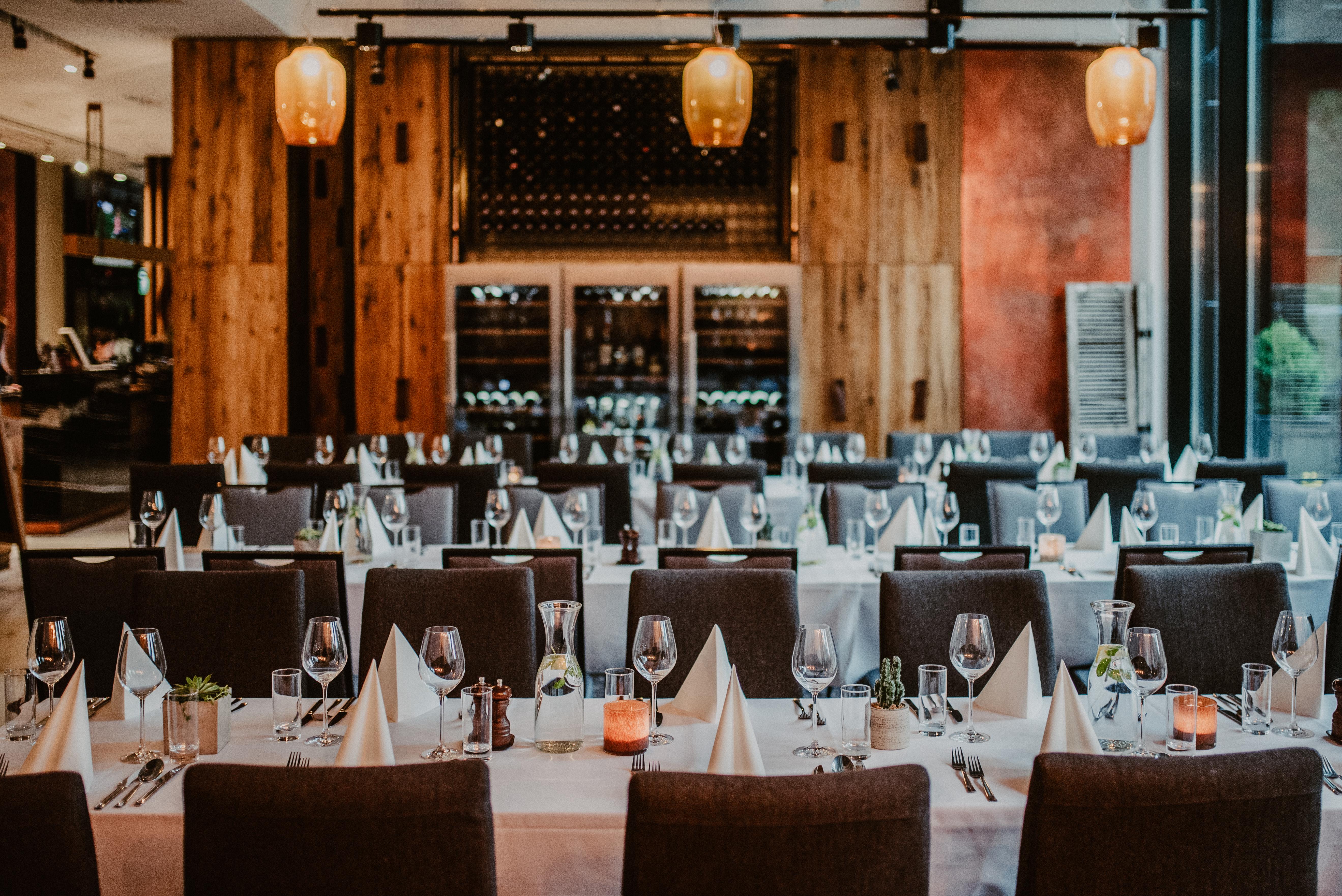 - Hotel, Conference & Sopot
